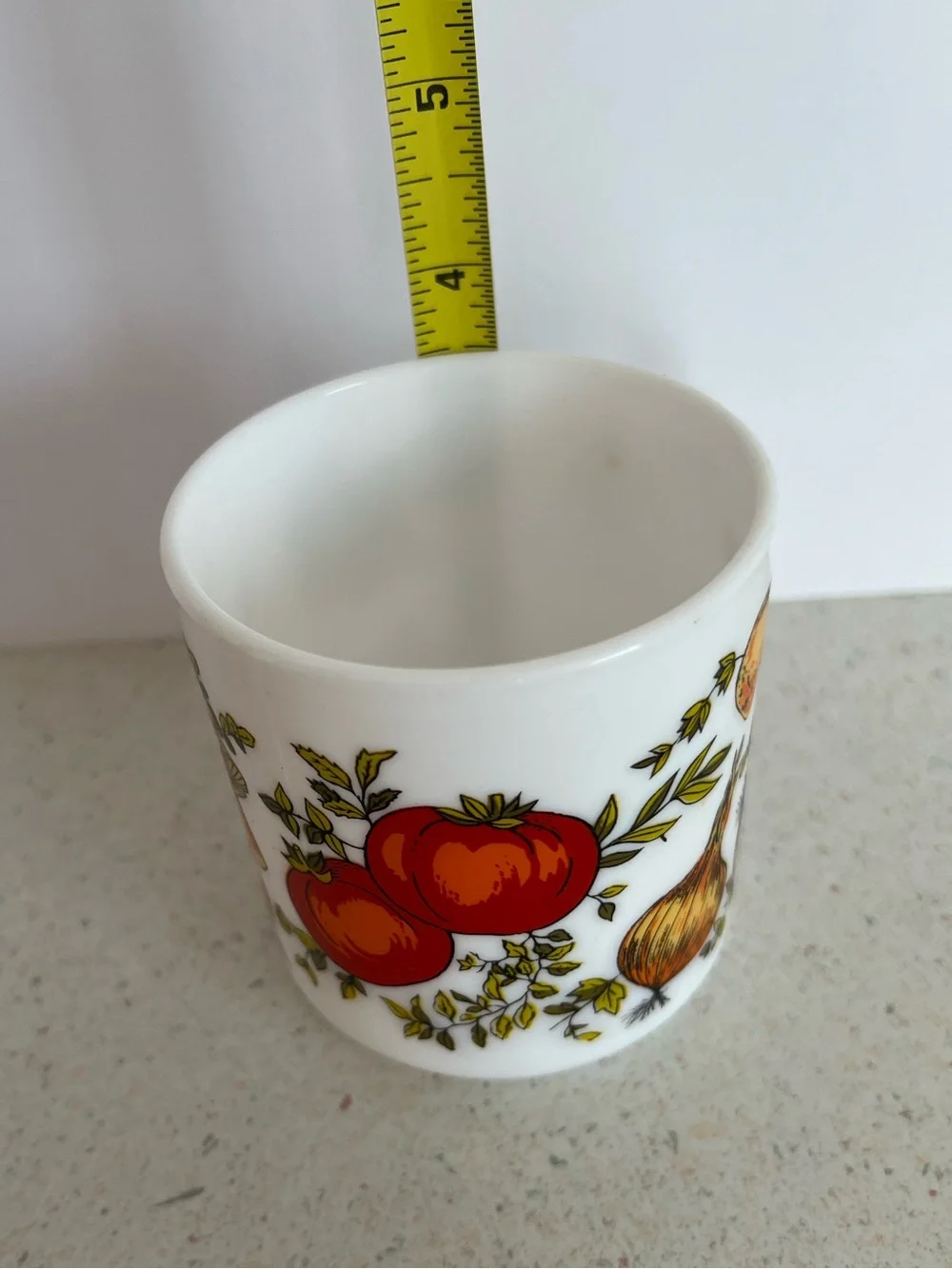 Arcopal France Mushrooms Milk Glass Mug Vegetables Onions Tomato Vintage 8oz Cup